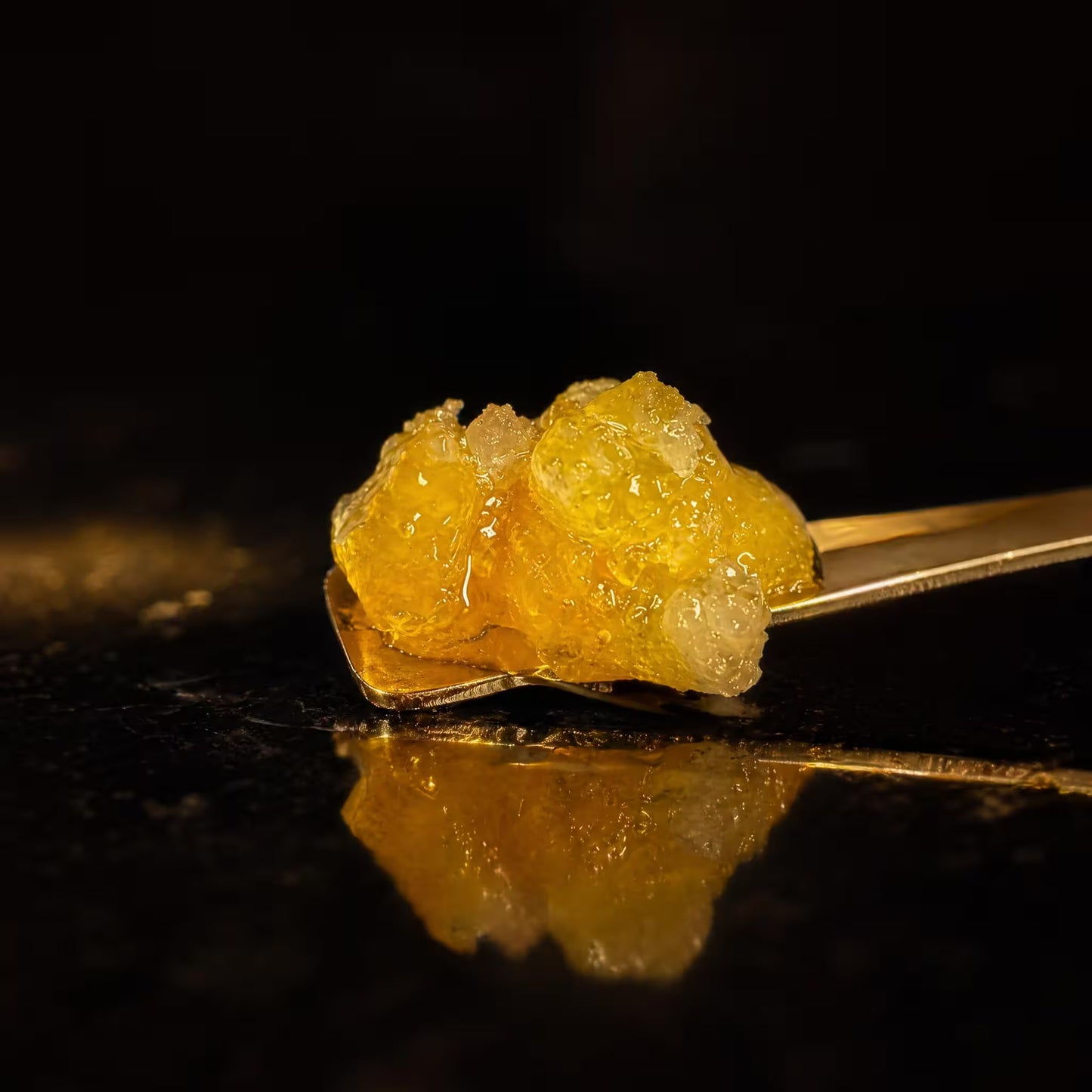 STRAWBZ BANANACONDA DIAMONDS & SAUCE